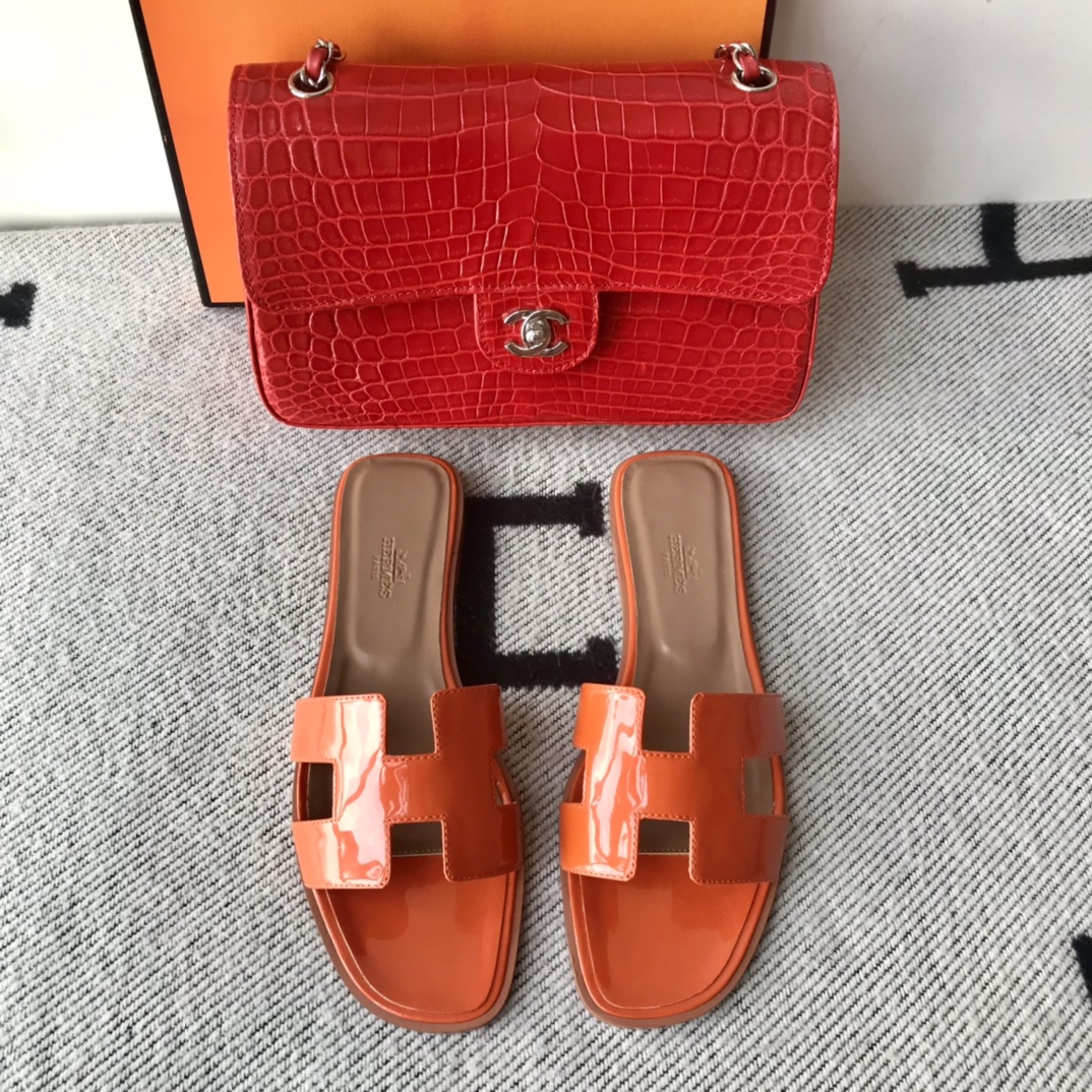 에르메스 올수공 오란 슬리퍼 샌들 페이던트 30